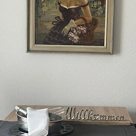 Zentrales Und Ruhiges Reiheneckhaus, 4,5 Apartment Kongen