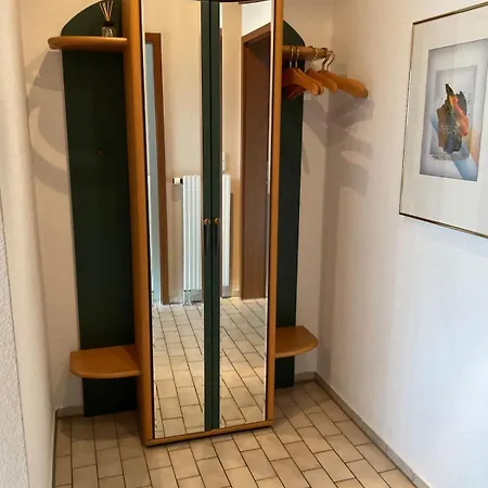 Zentrales Und Ruhiges Reiheneckhaus, 4,5 Apartmán